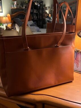 Classic Structured Tote in Rich Cognac Brown